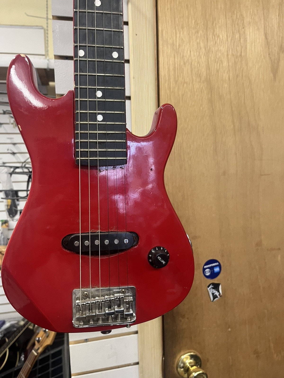 Cool ! Vintage 80’s The Shredder Electric Guitar In Red
