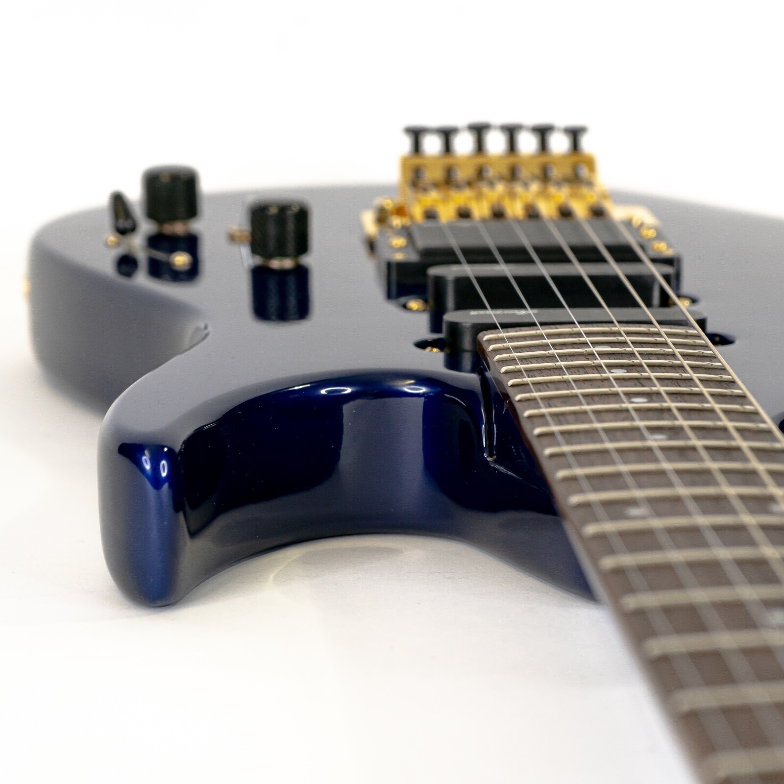 90s Aria Pro II Vanguard VA-553 – Metallic Blue