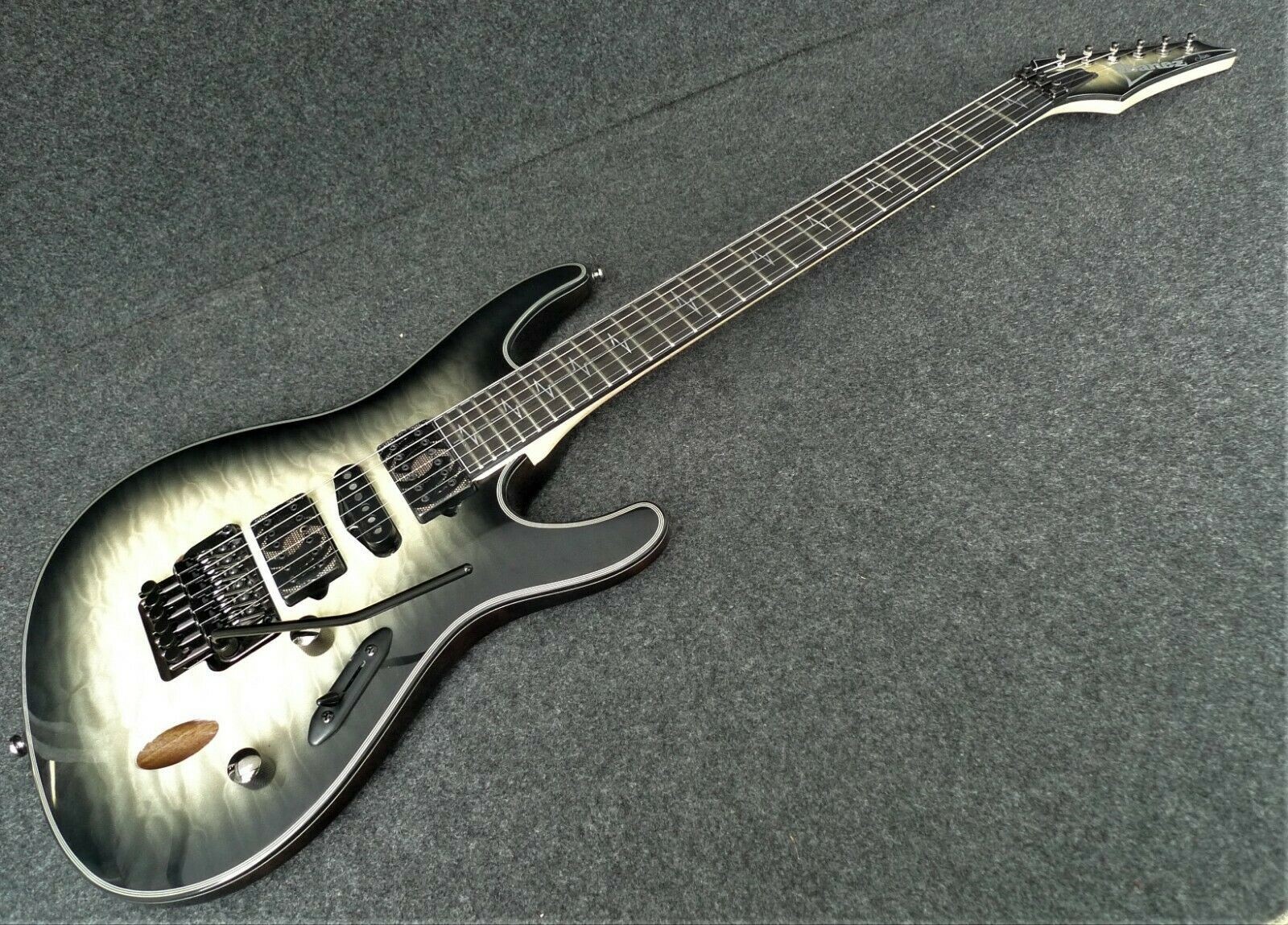 IBANEZ JIVA10 DSB Nita Strauss SIGNATURE ELECTRIC GUITAR Deep Space Blonde & BAG