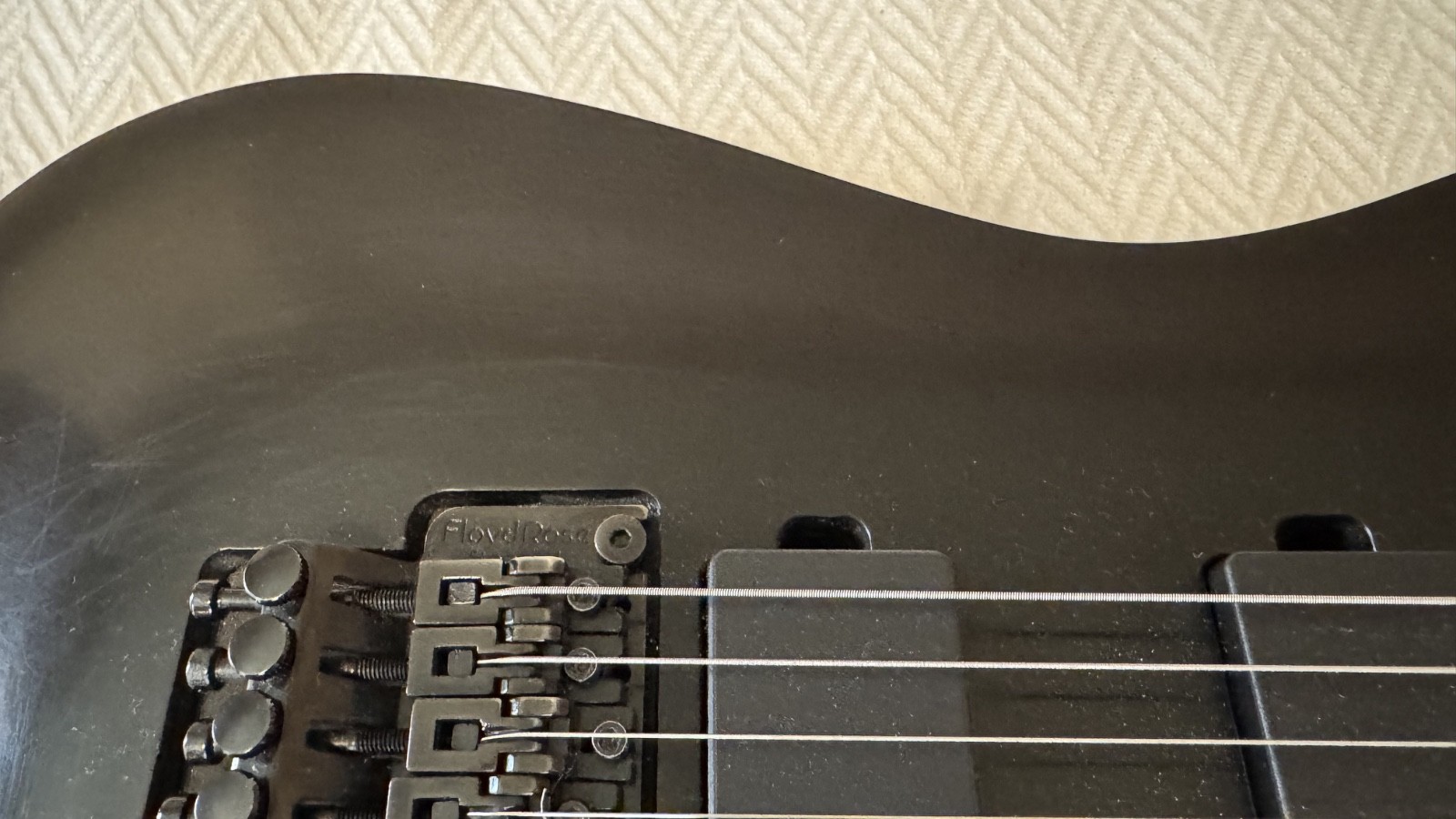 Jackson SLATXMG3-6 Active EMG’sUS NeckThru