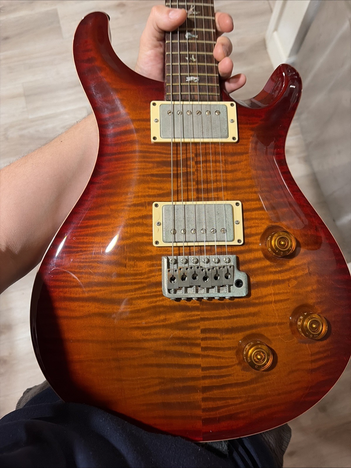 Paul Reed Smith (PRS) Custom 22 – USA Core – Factory 10-Top – Excellent Condiion