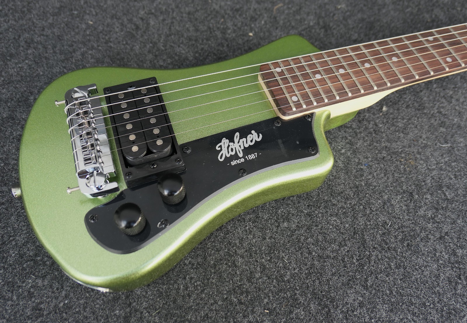 HOFNER CONTEMPORY HCT-SH-GR SHORTY TRAVEL Electric Guitar GREEN & Gig Bag