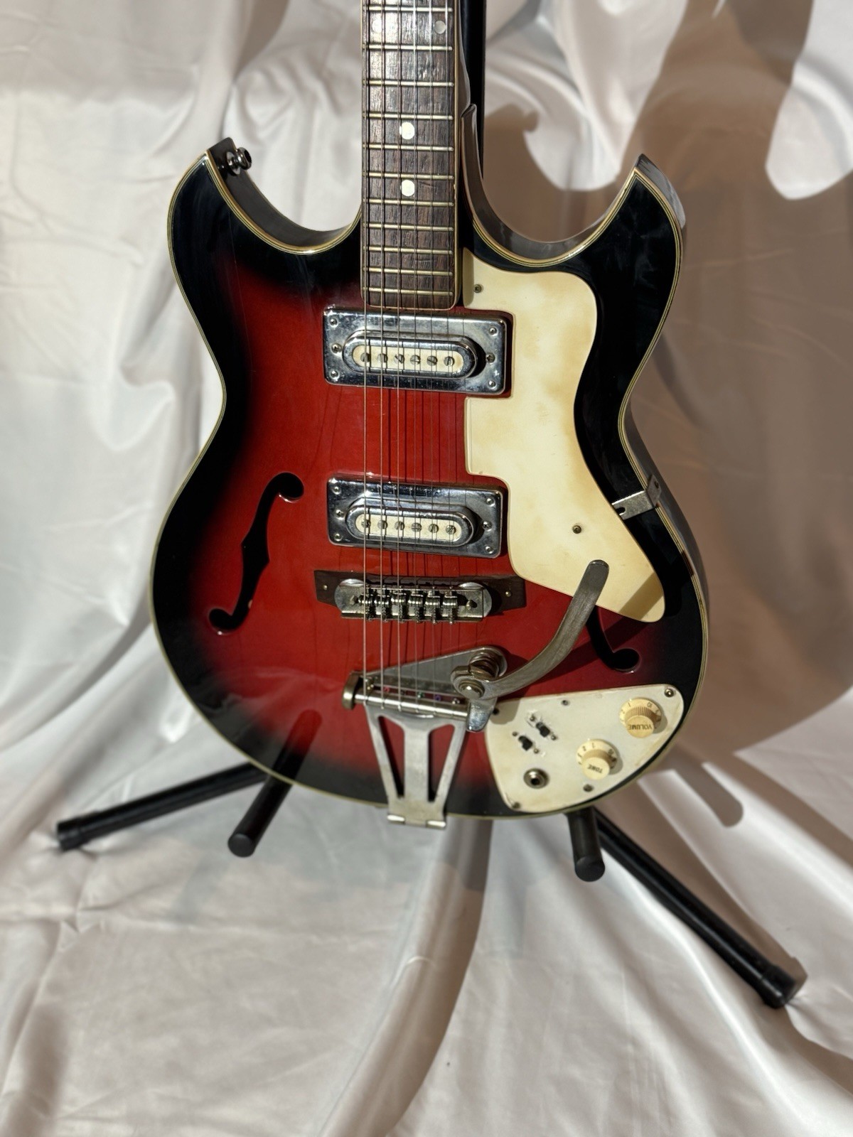 Vintage 60’s Sekova Hollow body Electric Guitar ( US-28 Ranger) (MIJ/MIK)