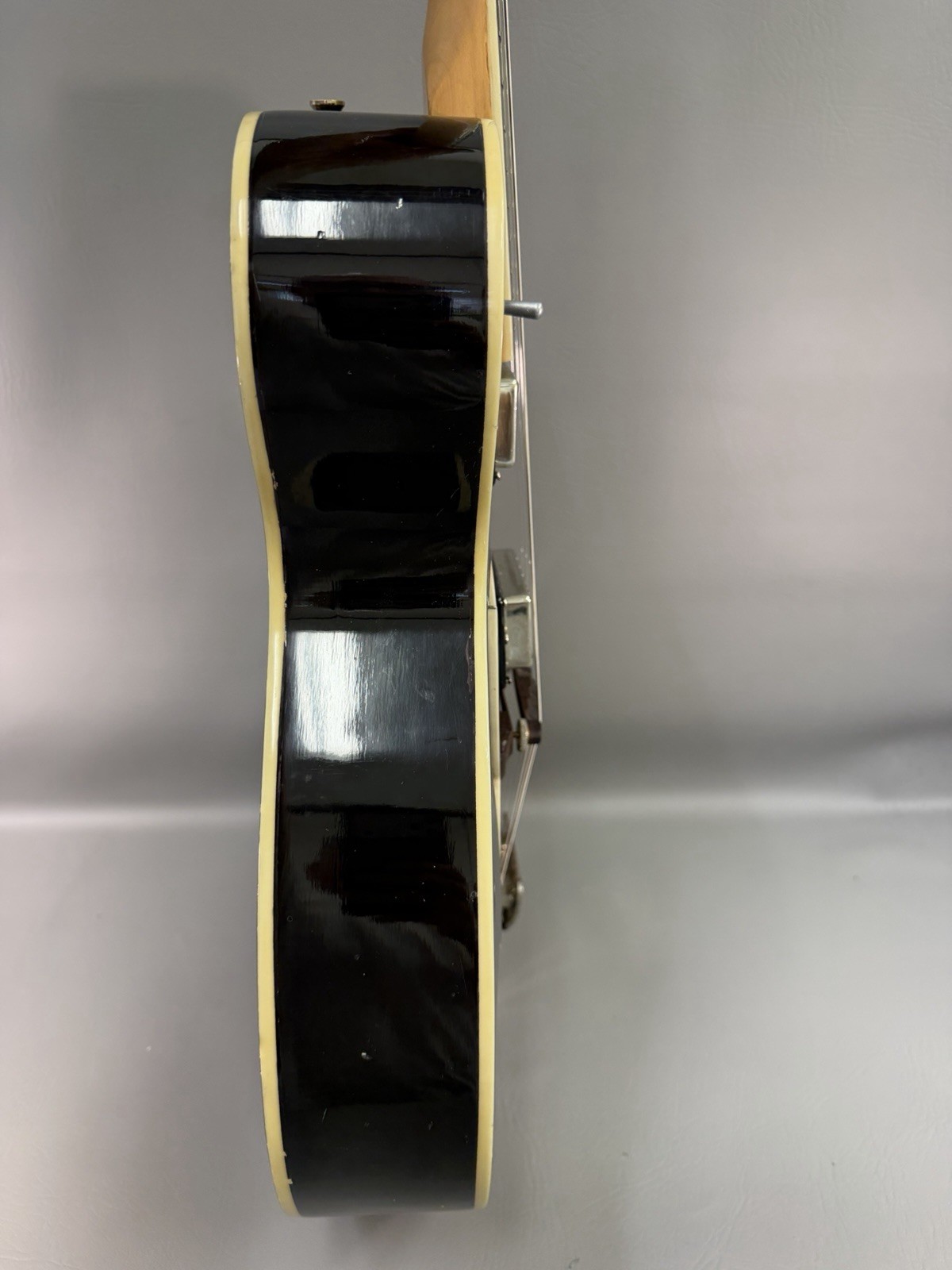 Vintage Crown Semi Hollow Guitar 60’S Made in Japan by Kawai Teisco
