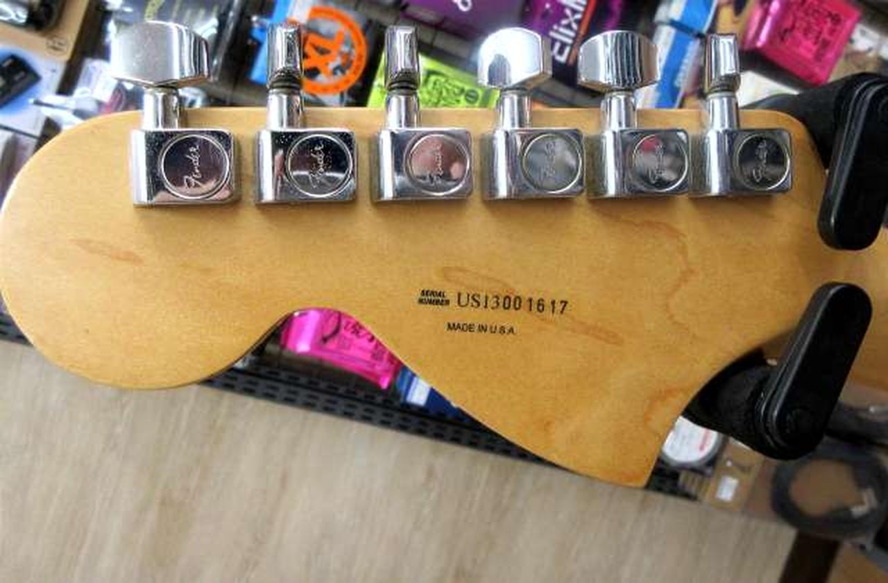 FENDER AMERICAN SPECIAL STRATOCASTER AMERICAN SPECIAL STRATOCASTER