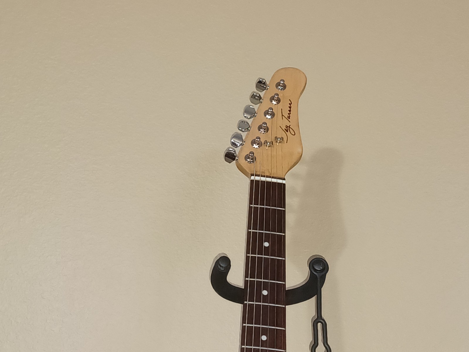 Jay Turser JT300 Red Stratocaster with Gig Bag New Strings Tremolo Arm #068