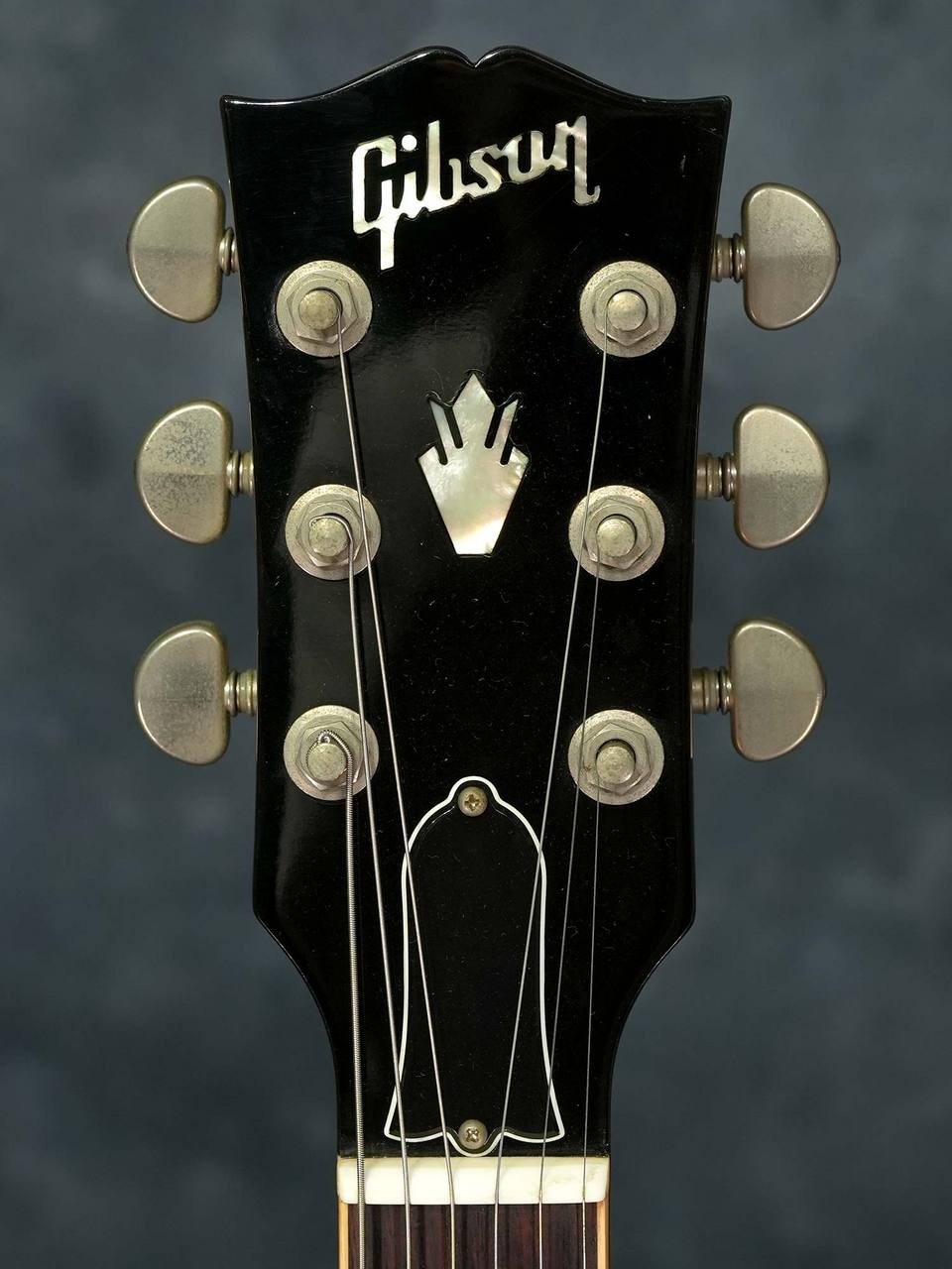 Gibson Custom Shop ES-335 Dot Plain All Gold 3.81kg 2013 Electric Guitar