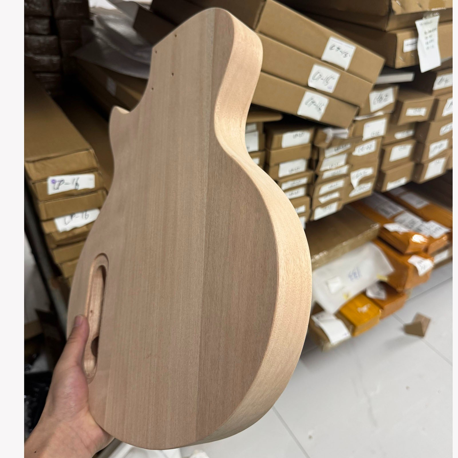 Unfinished Mahogany Electric Guitar DIY Kit 22 Frets 24.75″ Scale Mahogany Neck