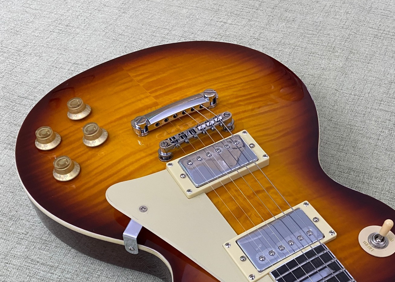 Breathtaking Caramel Burst Electric Guitar Beautiful flame maple veneer DISCOUNT