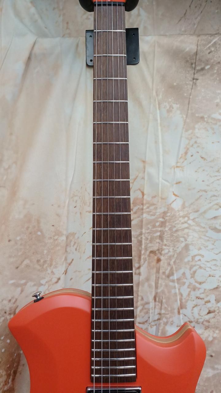 RELISH FIERY WOOD MARY PIEZO ELECTRIC GUITAR 749211
