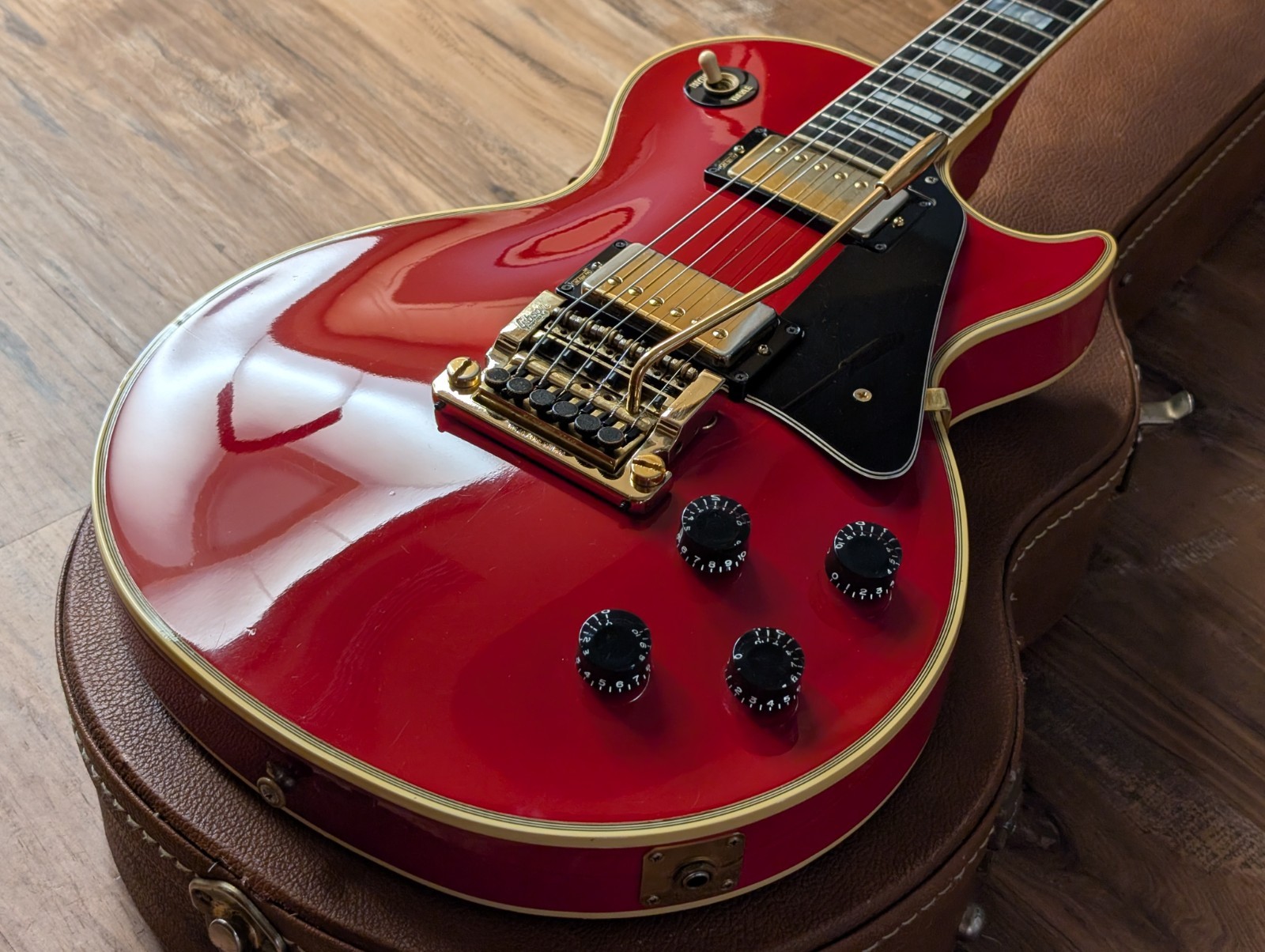 1985 Gibson Les Paul Custom Electric Guitar Ferrari Red Tim Shaw 100% Original