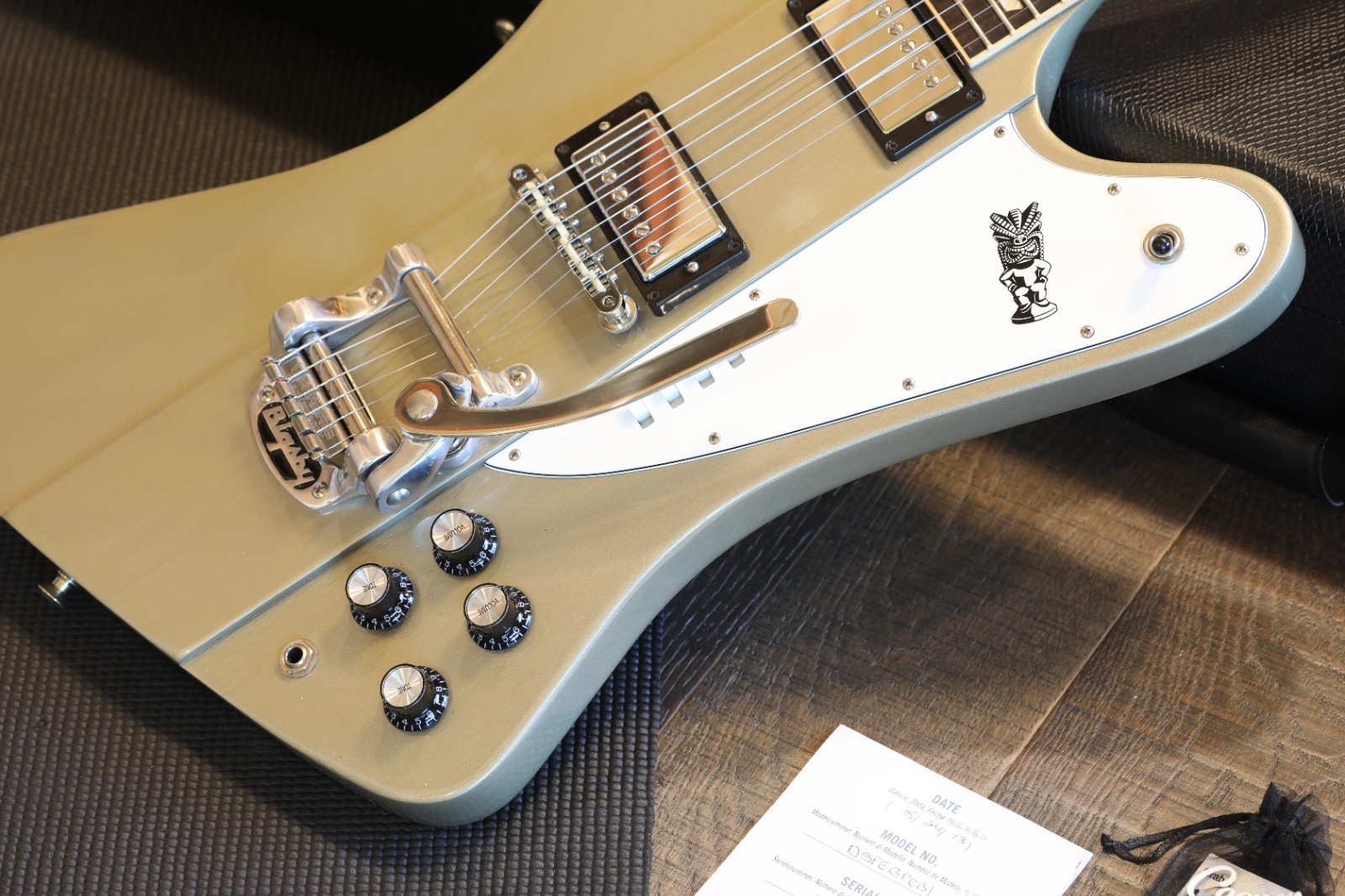 2013 Gibson Elliot Easton “Tikibird” Firebird Guitar Gold Mist Poly + OHSC