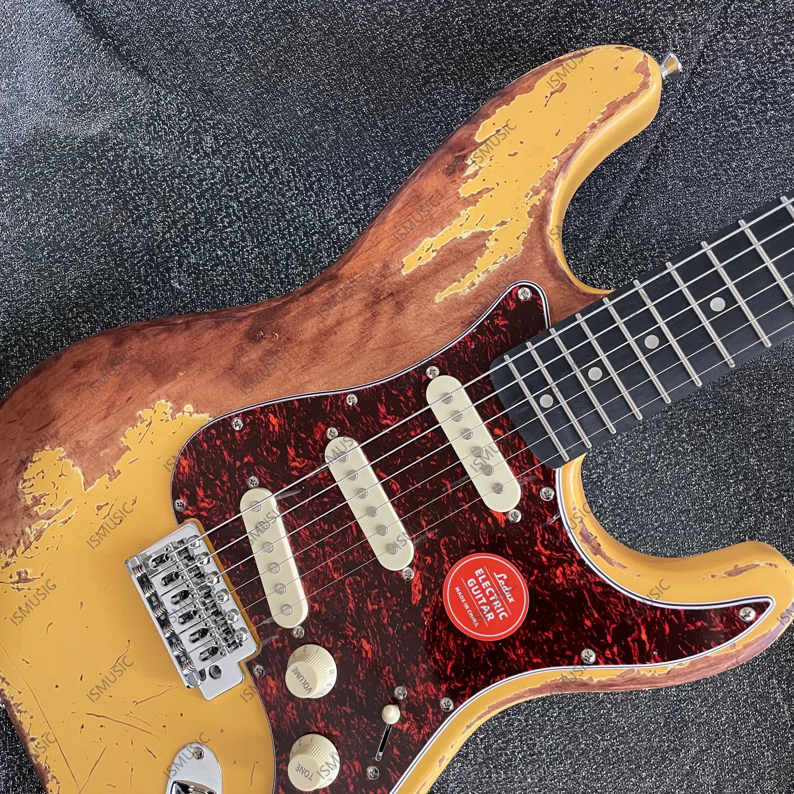 Aged Solid Body Electric Guitar Bone Nut Stainles Steel Rounded Fret Edge Yellow