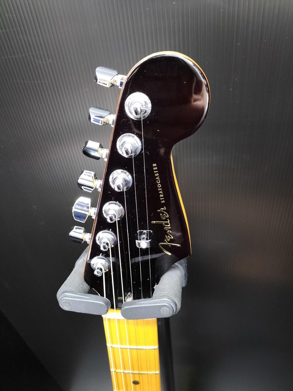 FENDER USA ULTRA LUXE STRAT MN 2TSB Electric Guitar