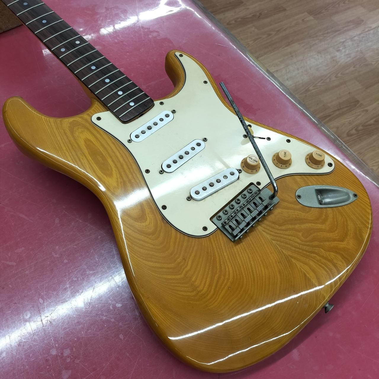 Greco Se700 Electric Guitar Safe delivery from Japan
