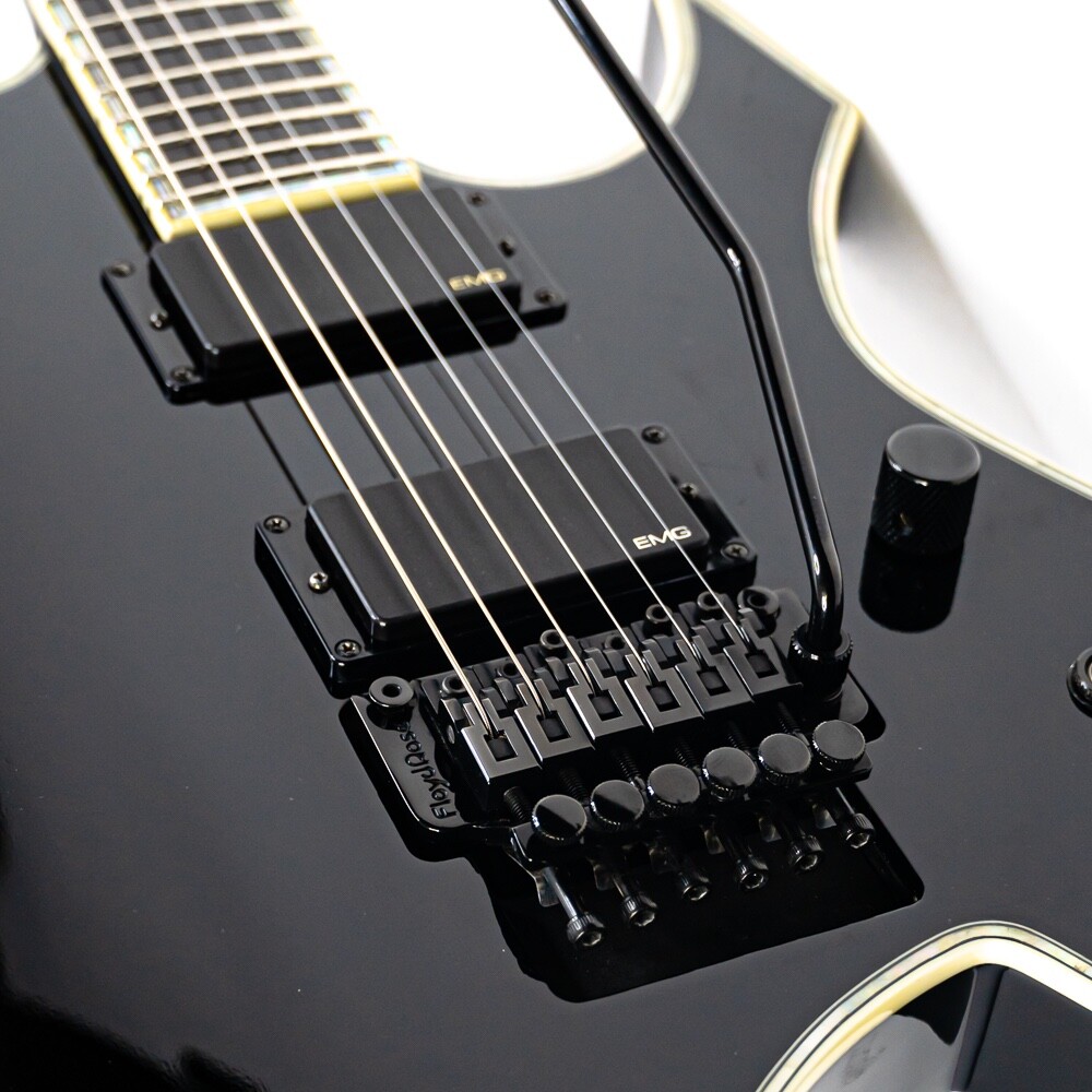 B.C. Rich Warlock NJ Deluxe w/ Gigbag – Iconic Metal Axe with Aggressive Looks