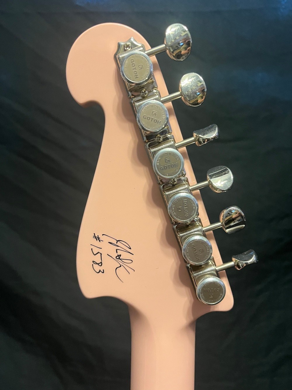 2025 Knaggs Severn T Buck in Pink Paisley-Bare Knuckles W/OHSC-MINT!