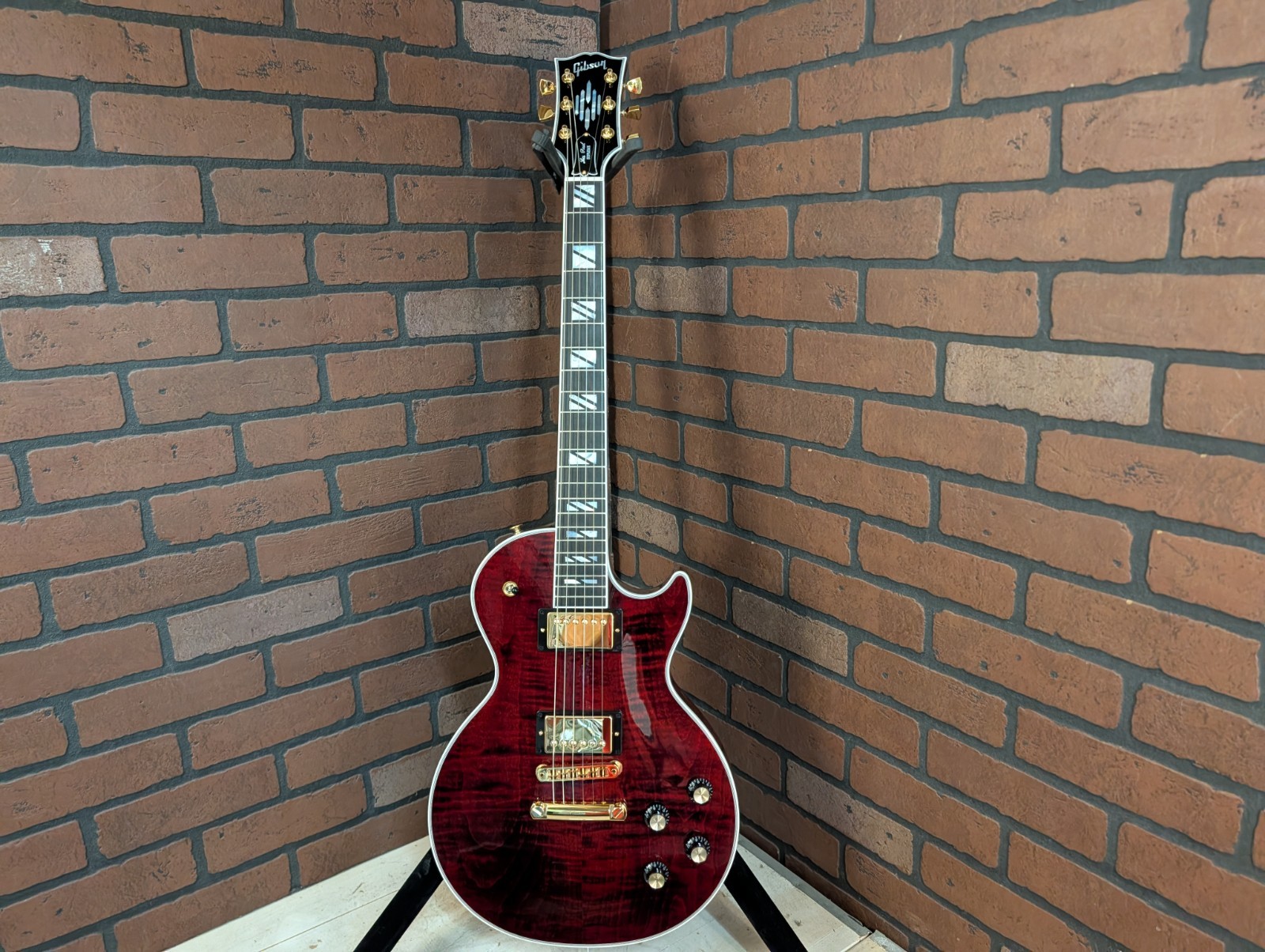 Gibson Les Paul Modern Supreme Electric Guitar – Wine Red