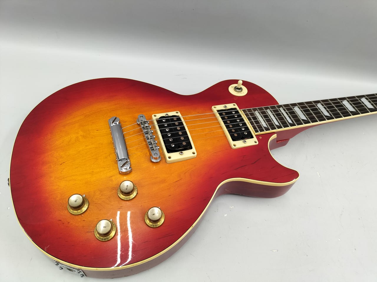 YAMAHA Electric Guitar Les Paul Type SL380