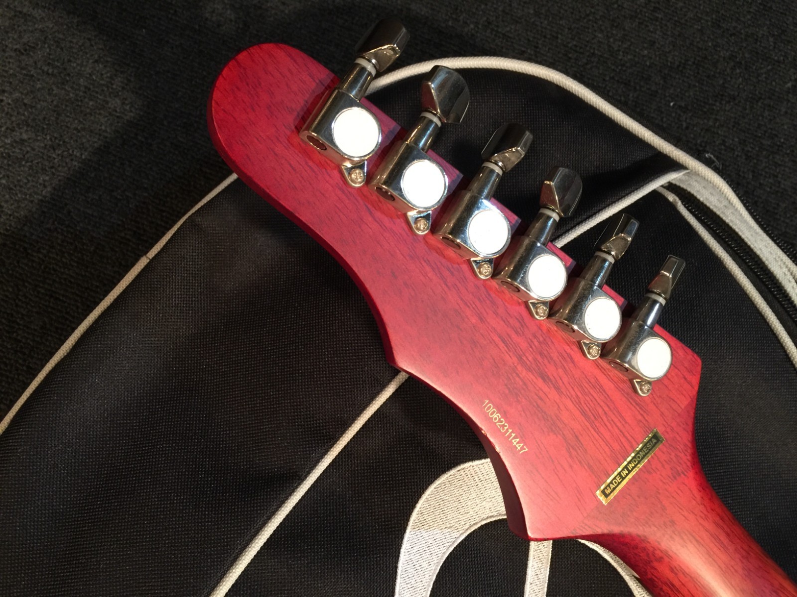 No.091921 Epiphone Wilshire ’66 Worn Cherry Mini Humbucker Mint Condition / Disc