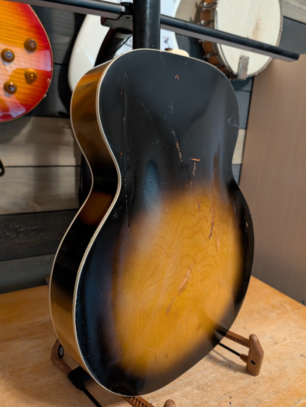 1962 Supro Ranchero Archtop Electric Guitar Sunburst Excellent Original Player