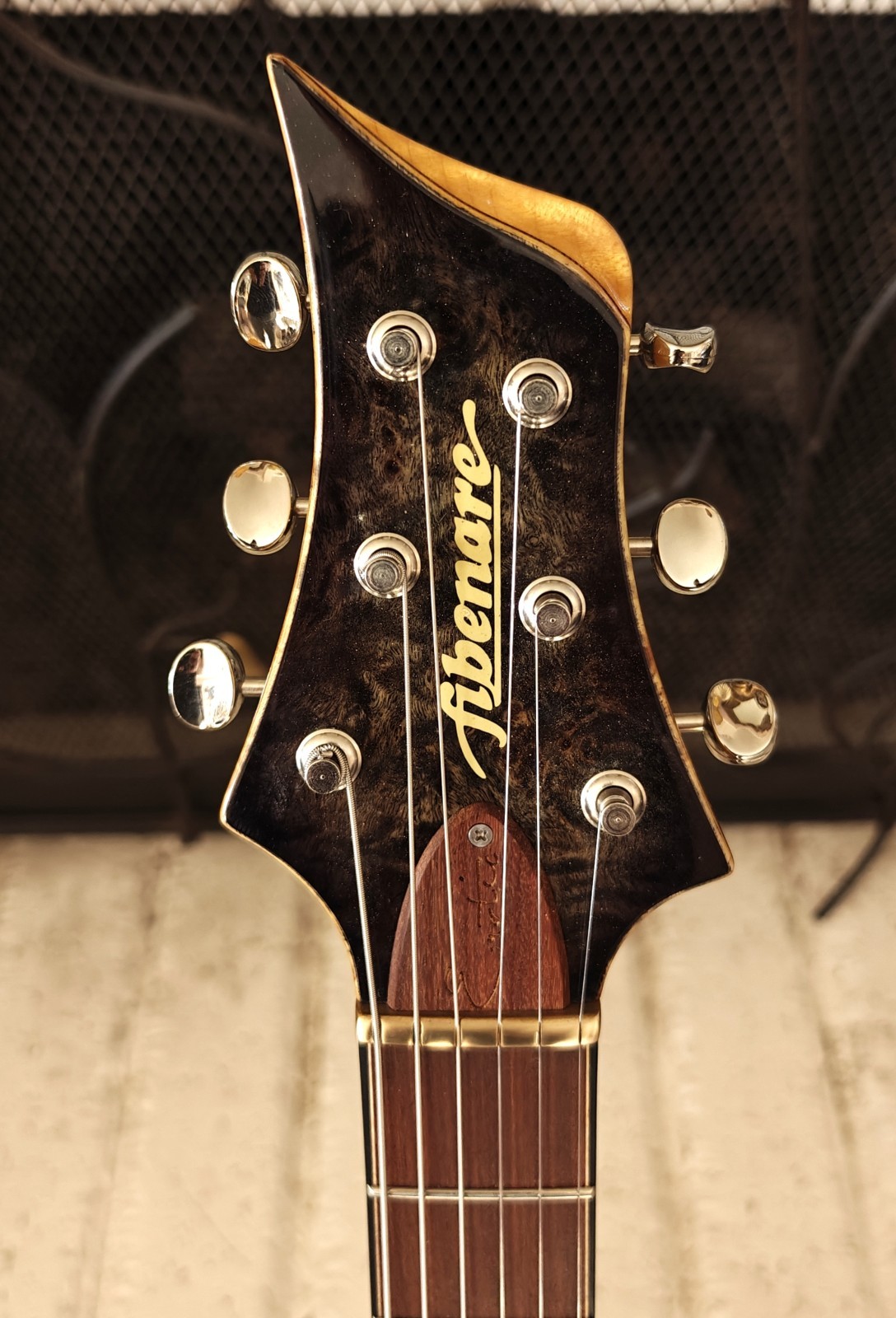 Fibenare Erotic Dalmat Single Cut Charcoal | Boutique Handmade Electric Guitar