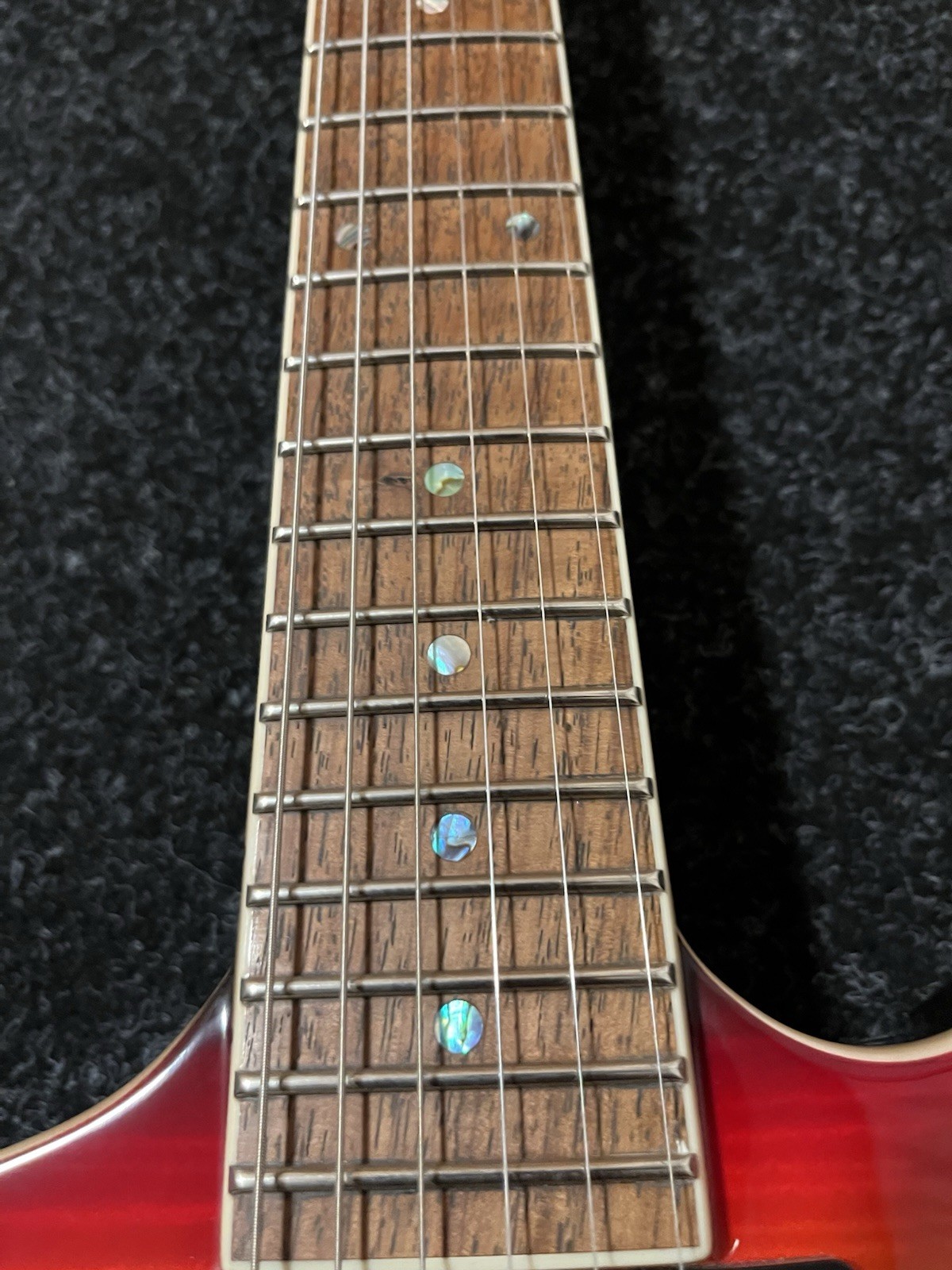 Dean Cadillac 1980 – Flammed Maple Trans Cherry Electric Guitar