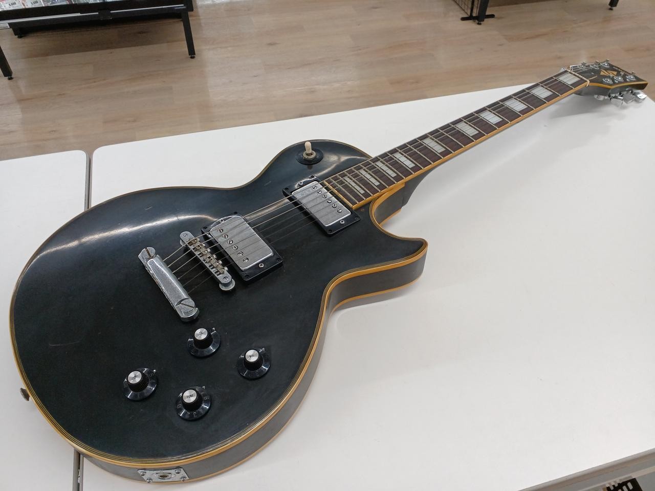 Yamaha Sl550 Les Paul Type Safe delivery from Japan