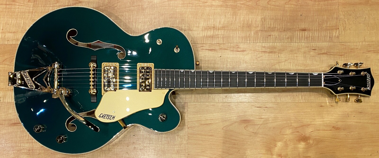 Gretsch G6196T-59 Vintage Select Edition ’59 Country Club Cadillac Green