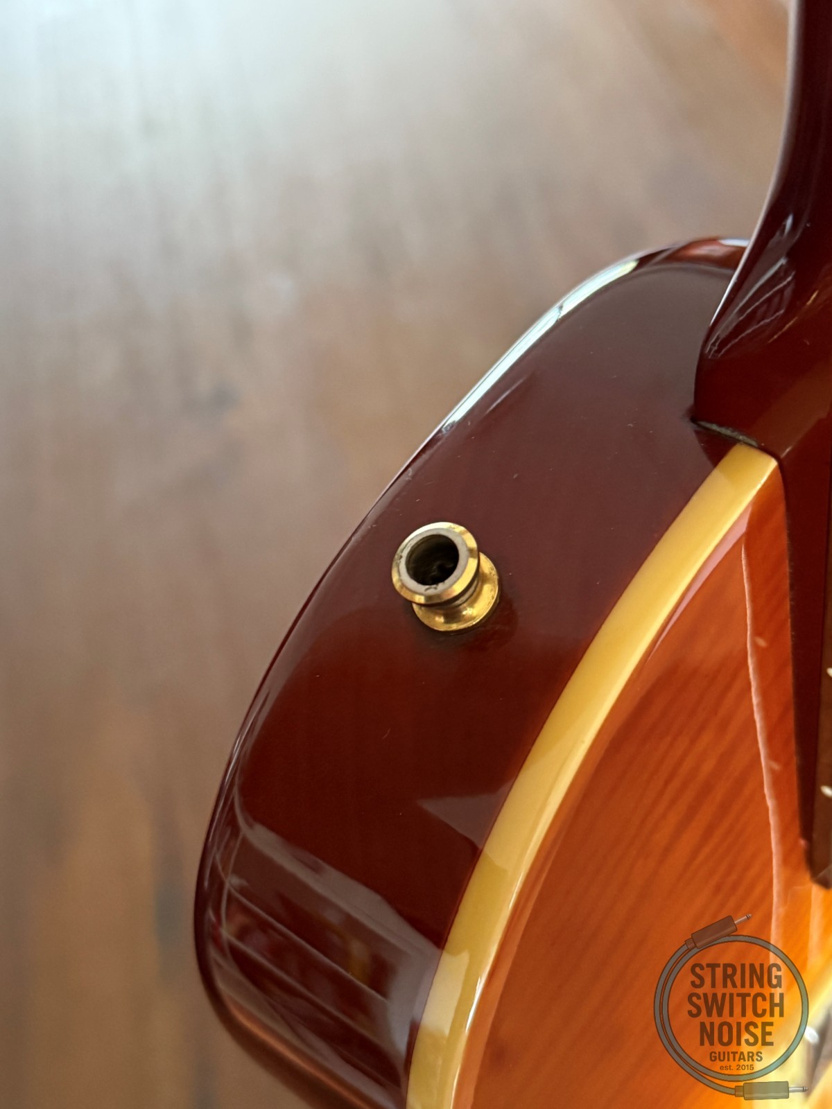 Tokai Les Paul Bass, Flamed Honey Burst, 1990s