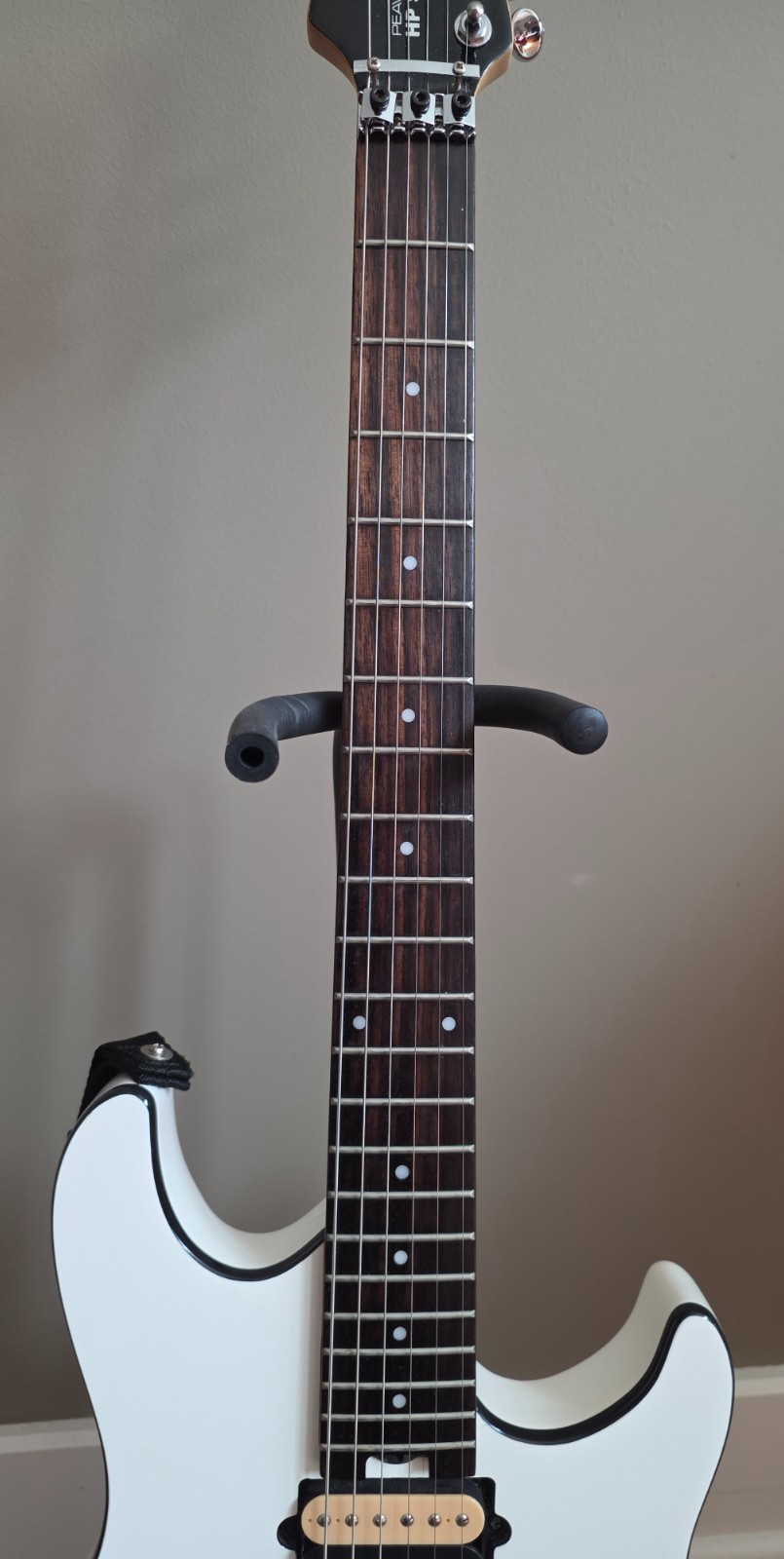 Peavey HP Special “early 2000’s” Guitar – White with Gig Bag