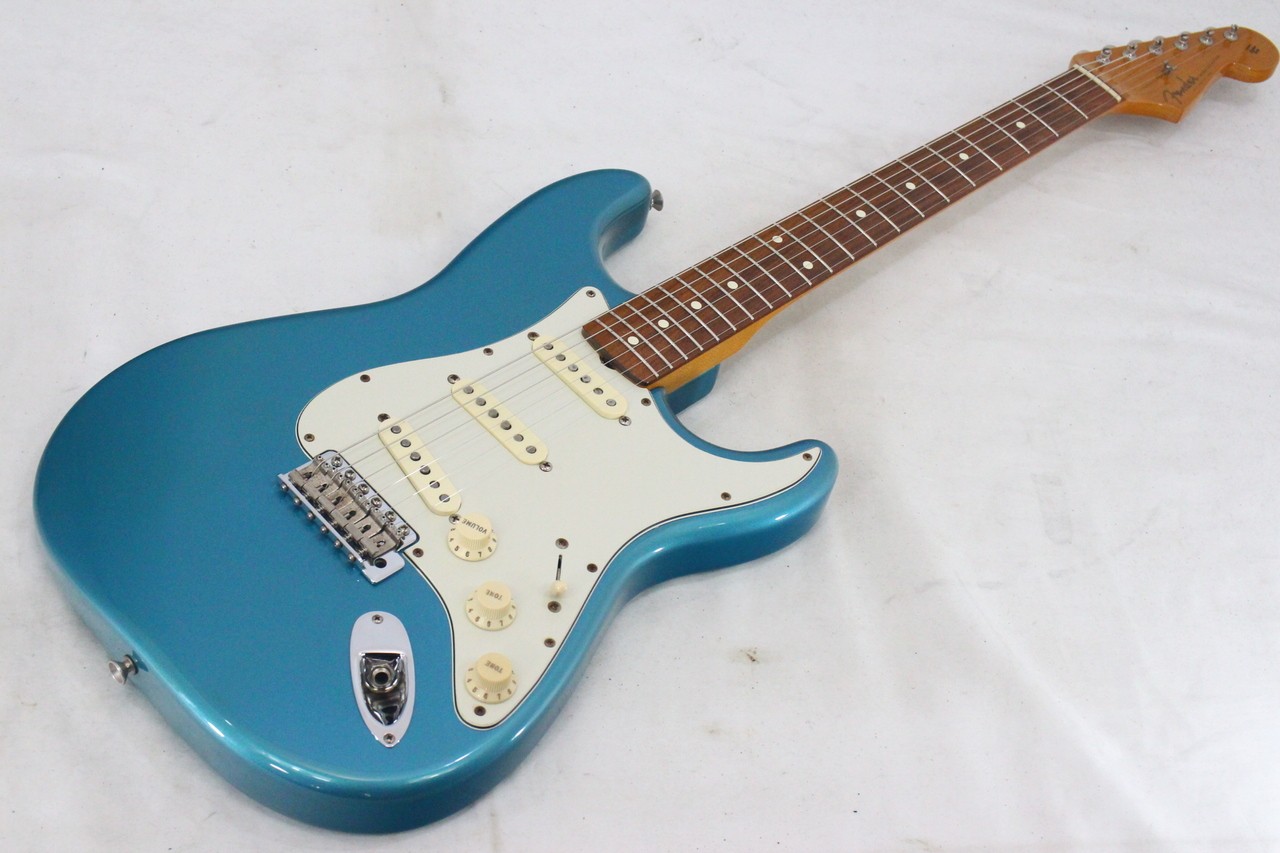 Fender 60S STRATOCASTER Electric Guitar #BE11587