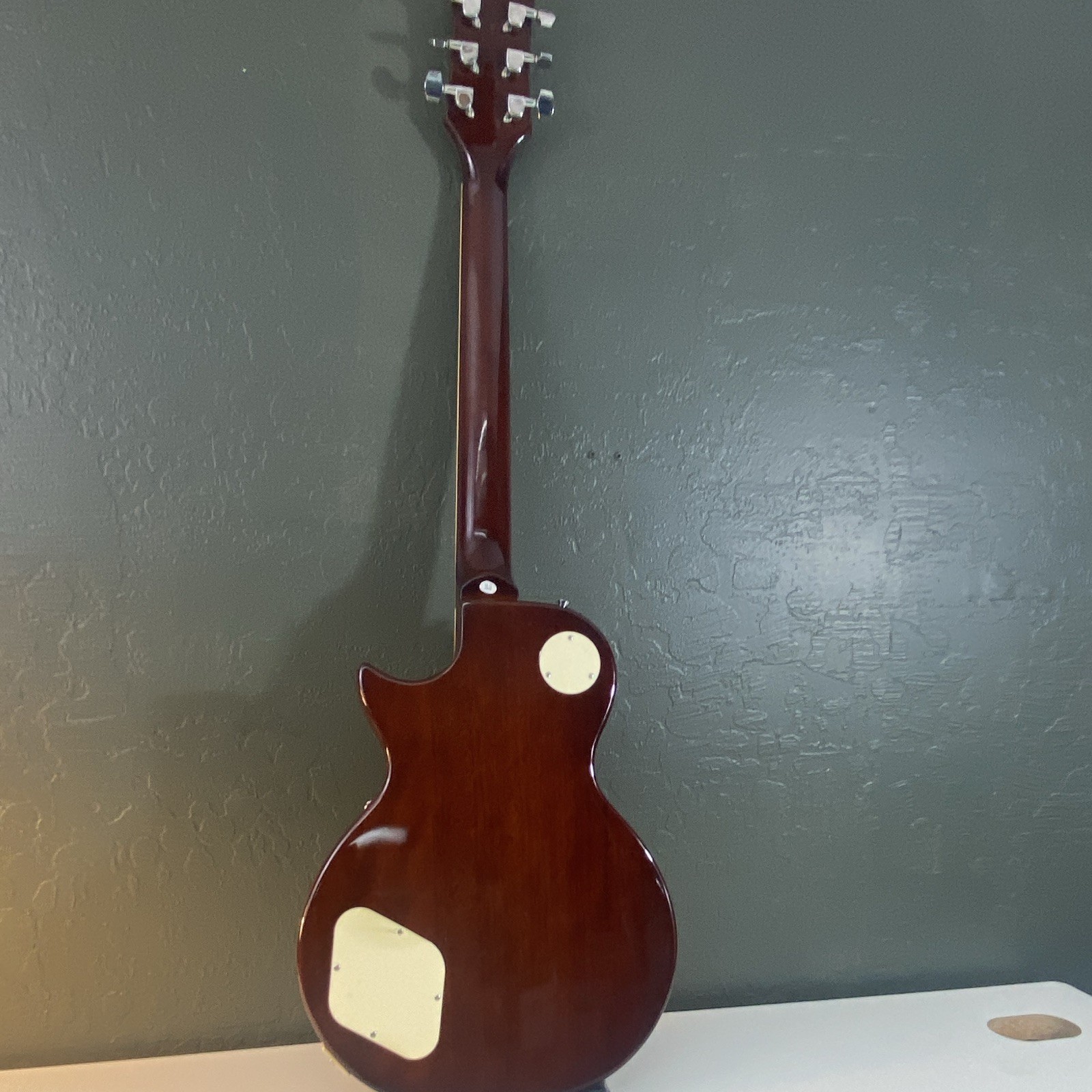 Oscar Schmidt by Washburn Gold Solid Body Electric Guitar 6-String Right-Handed