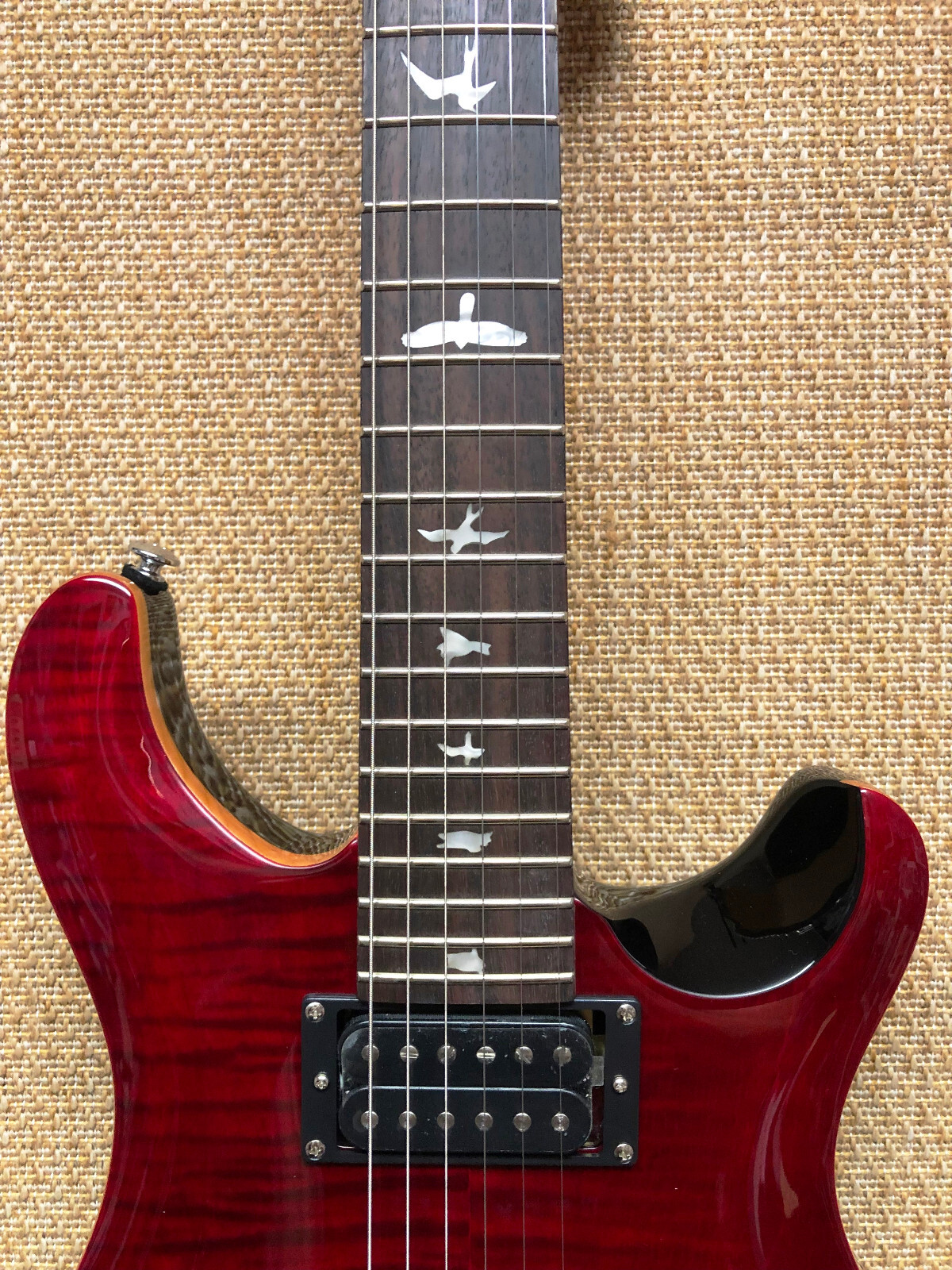 PRS SE CE24 Electric Guitar Black Cherry Bolt-On, Maple Top & Neck, Mahogany Bag