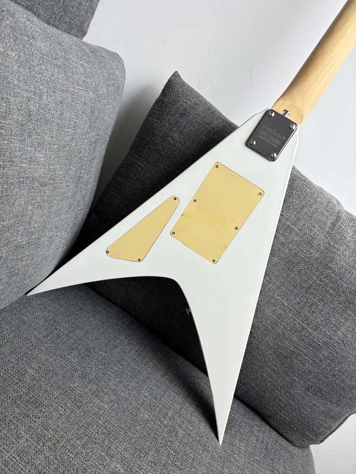 White Jk Flying V King V Electric Guitar Glossy Floyd Rose Vibrato