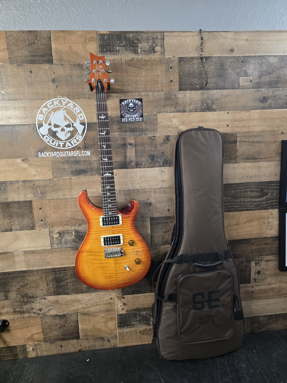 PRS SE Custom 24 With Gig Bag Vintage Sunburst