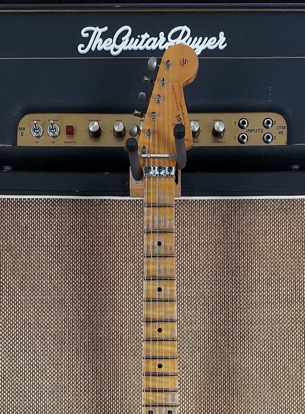 2024 Fender Custom Shop ’62 Heavy Relic Stratocaster with a FLOYD COA Super Cool