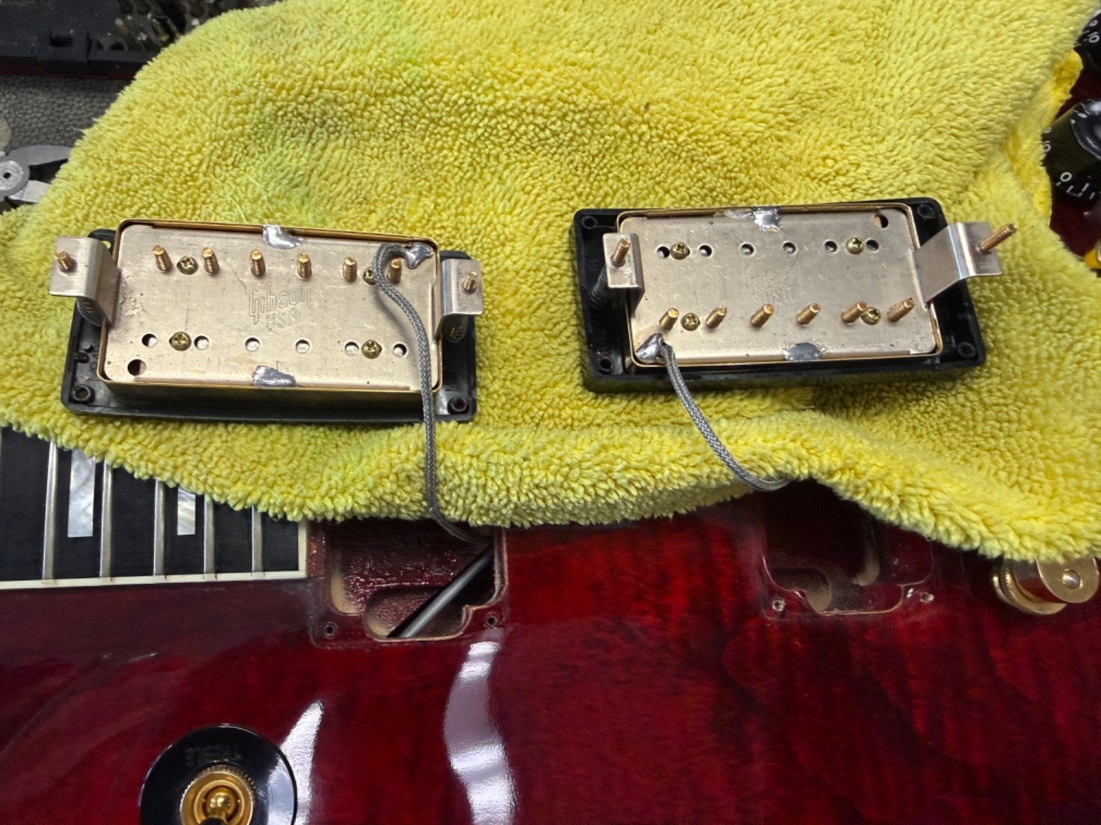 Gibson Les Paul Custom Premium Plus Guitar 1999- USA- Wine Red Flame Top w/OHSC