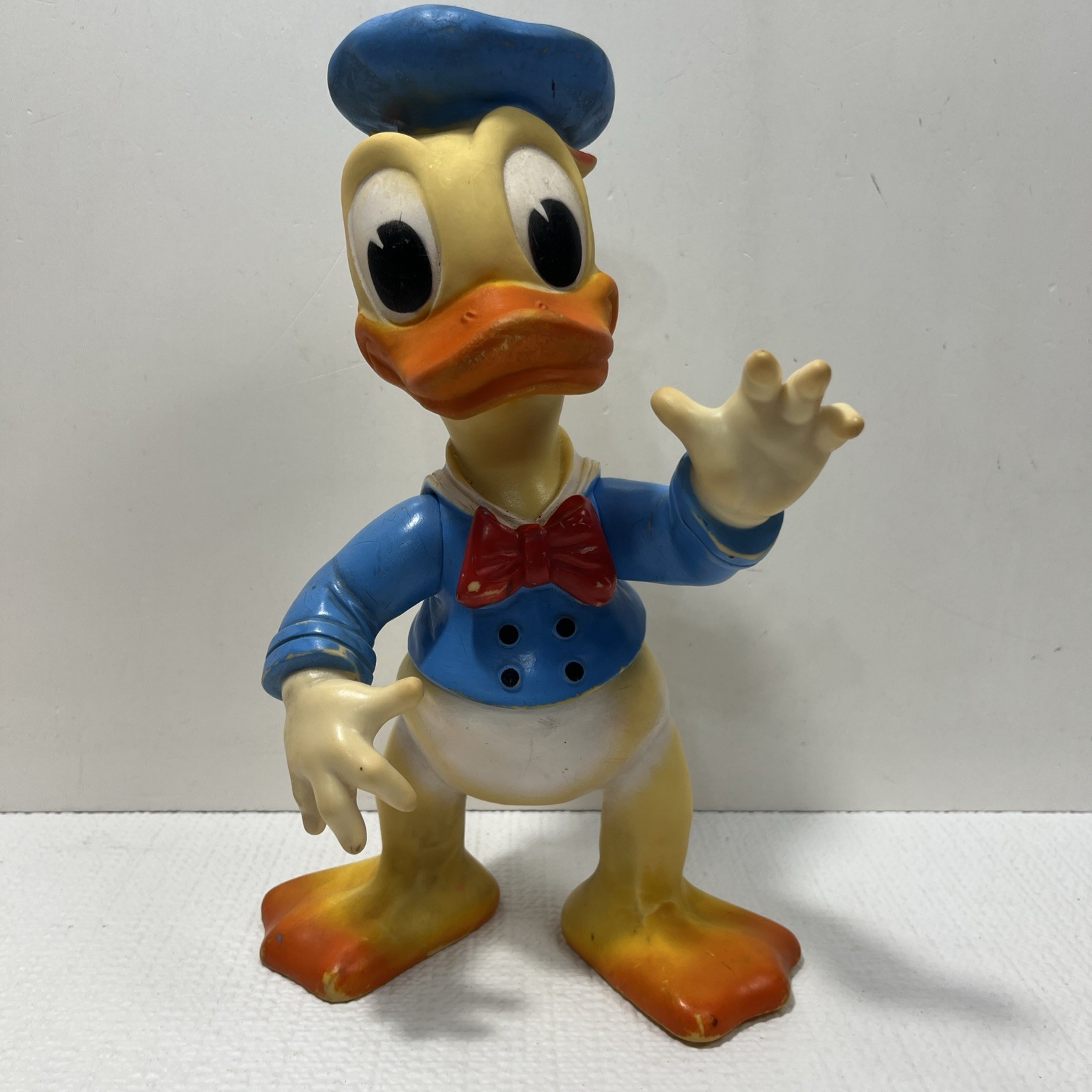 VINTAGE Disney Donald Duck Squeak Toy Large 10” LEDRAPLASTIC LEDRA 1962 Rare