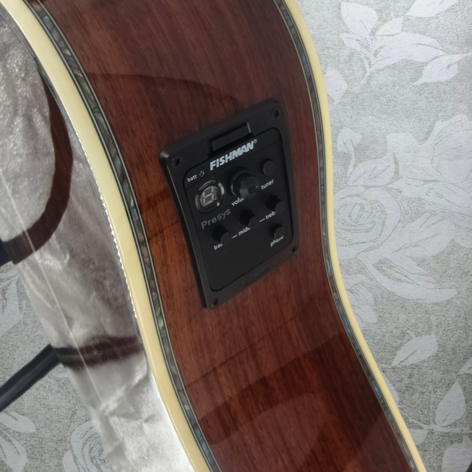 D-45 Acoustic Guitar – Abalone Inlay, Sitka Spruce Top, Rosewood Back Ship US
