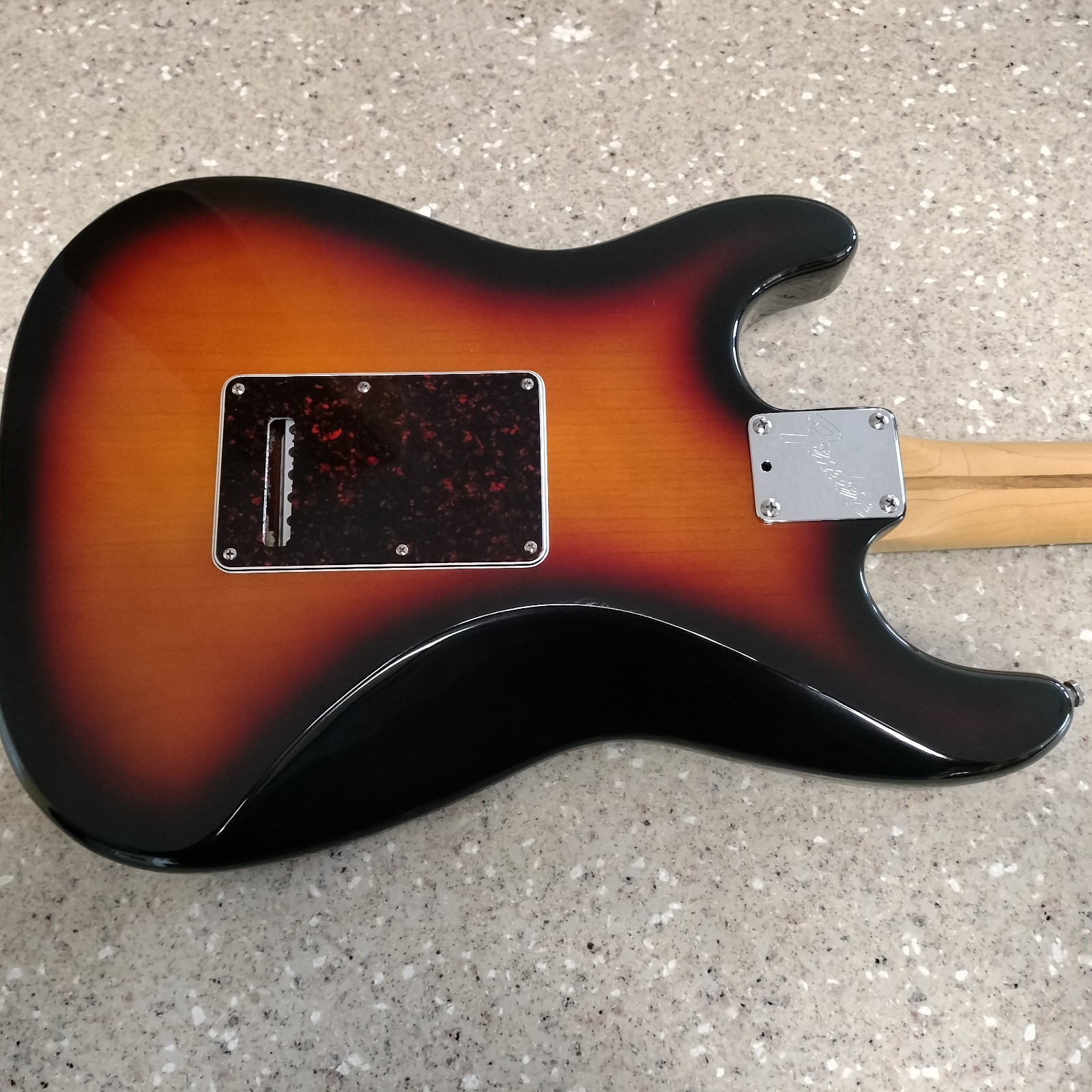 1996 Fender 50th Anniversary American Lone Star Stratocaster – Hardshell Case