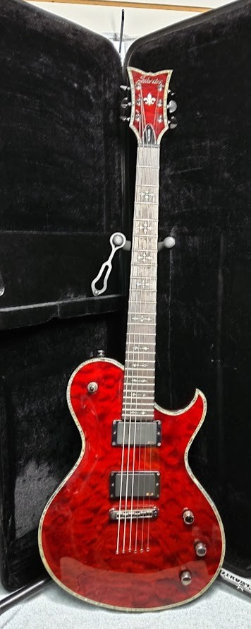 Schecter Hellraiser S Diamond Series 6 String Red w/ Electric Guitar Case