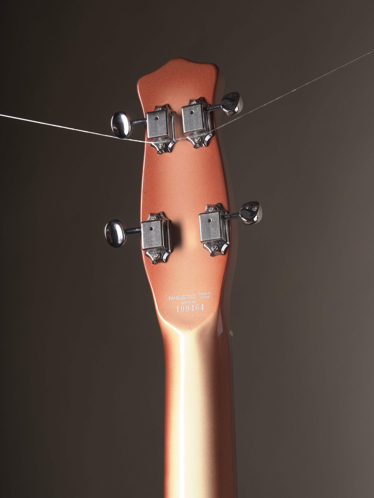 Danelectro ’59DC Long Scale Electric Bass – Copper Burst