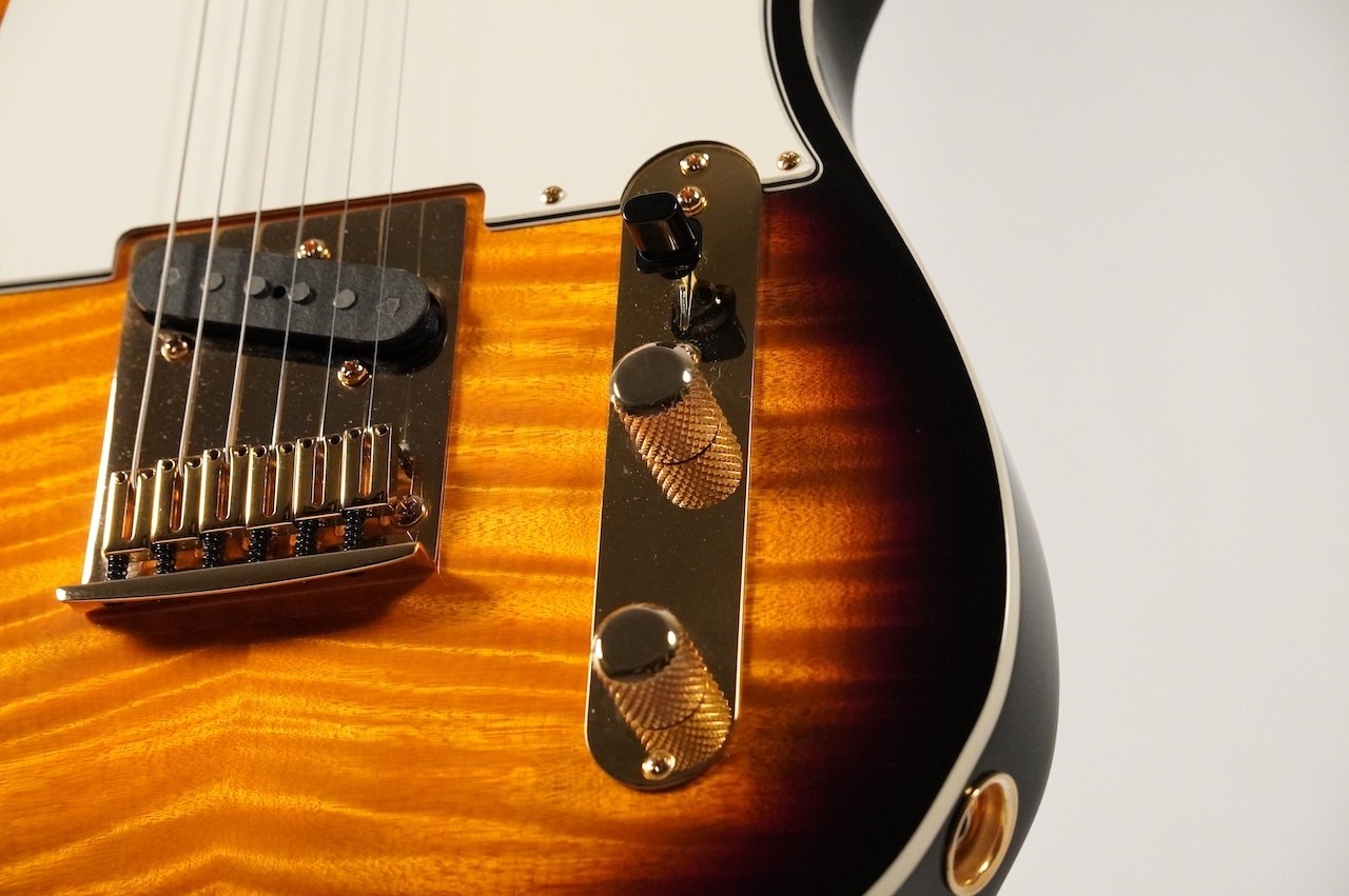 Fender Custom Shop Custom FMT Telecaster 2 Tone Sunburst 3.31kg Electric Guitar
