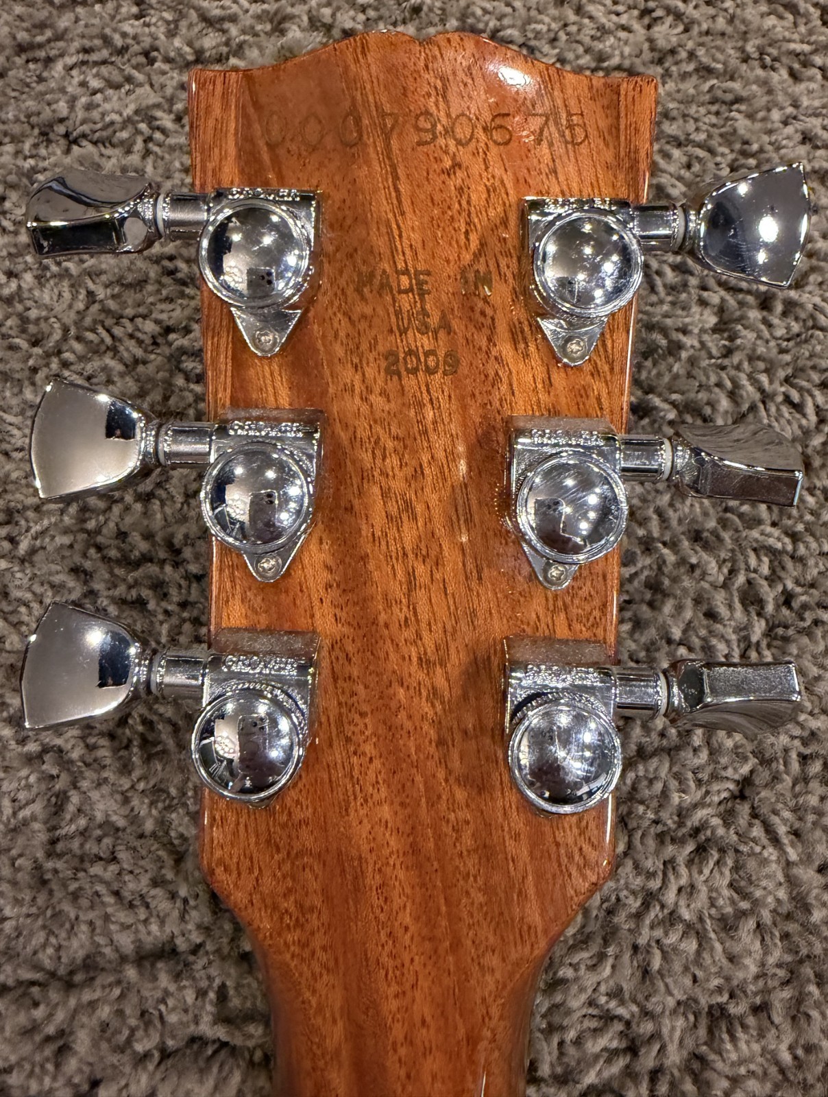 2009 Les Paul Standard w/OHSC Chambered, “Pleked”, Flame Top