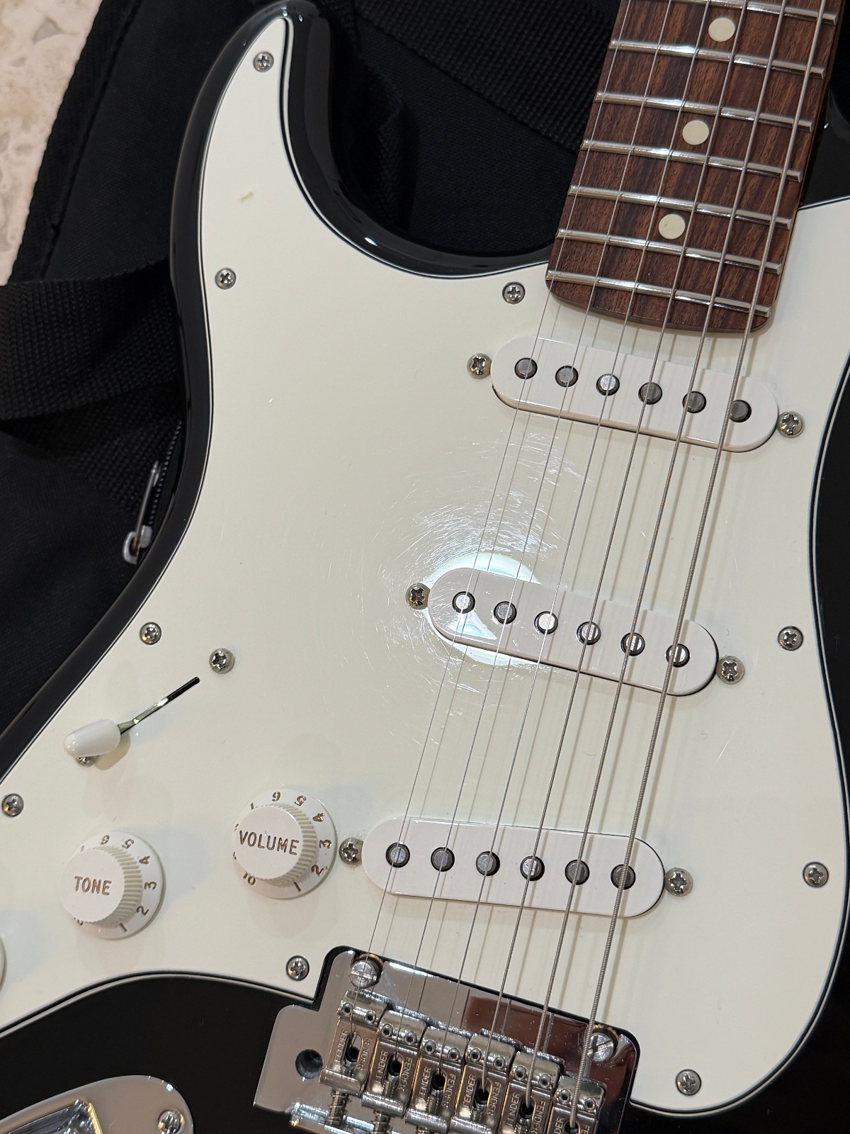 2020 Fender Player Stratocaster Left Handed Pau Ferro Fingerboard Made in Mexico