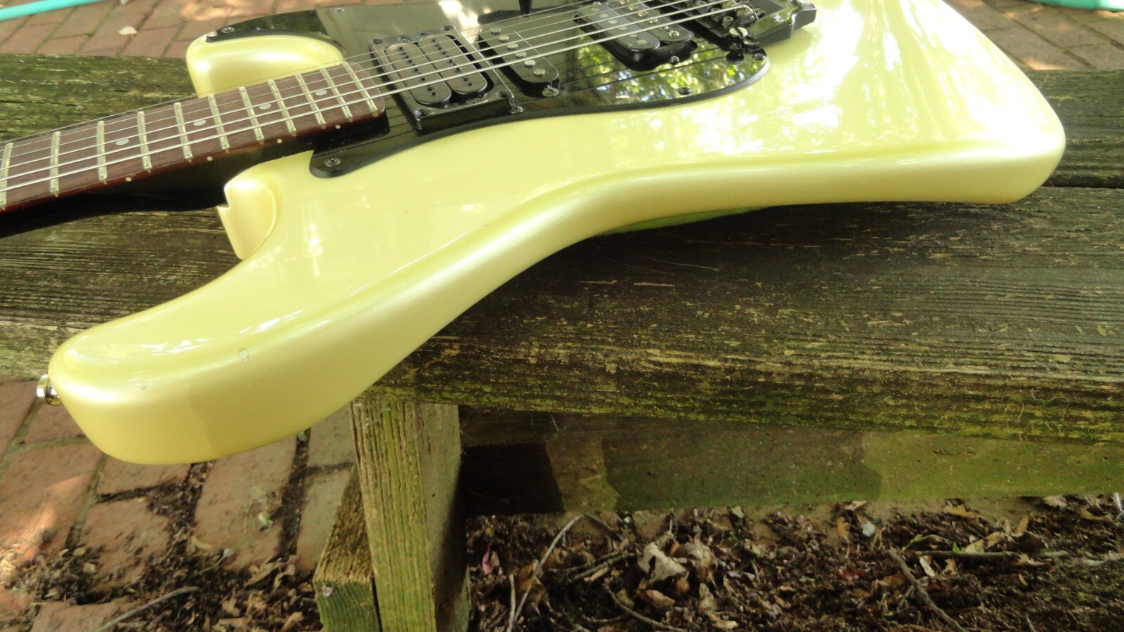 Fender 84-87 MIJ Contemporary stratocaster Pearl finish