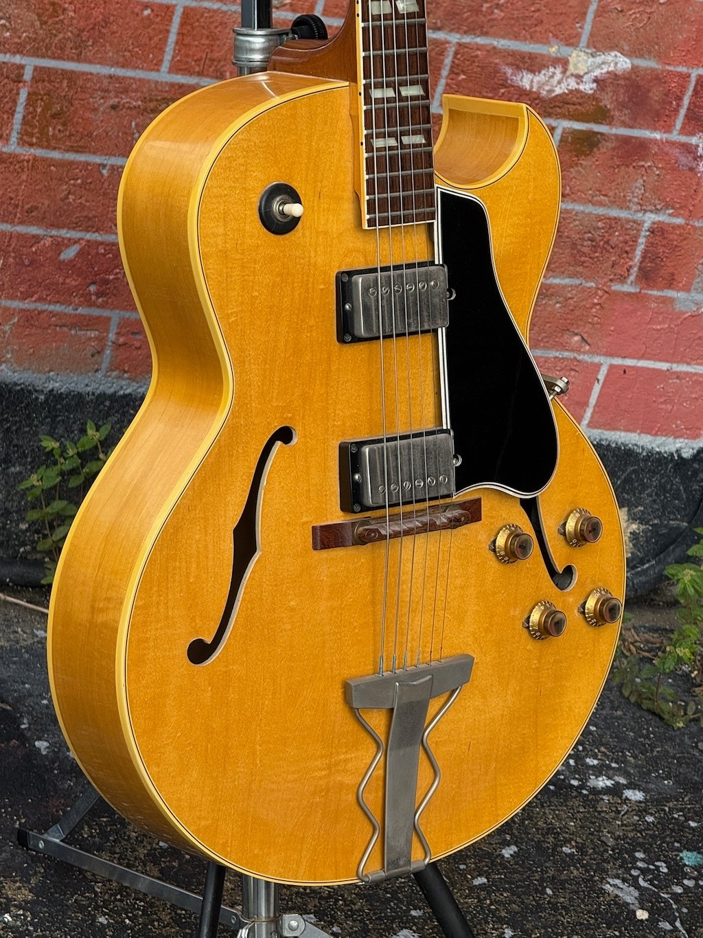 1961 Gibson ES-175DN ultra rare & clean Blonde w/2 PAF pickups w/wide flat neck.
