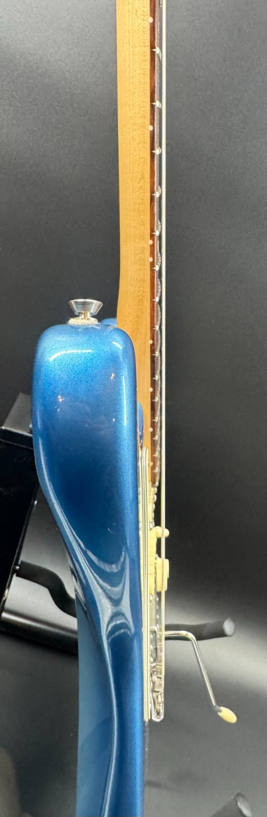2021 Fender American Showcase Strat Sky Burst Metallic Excellent Condition