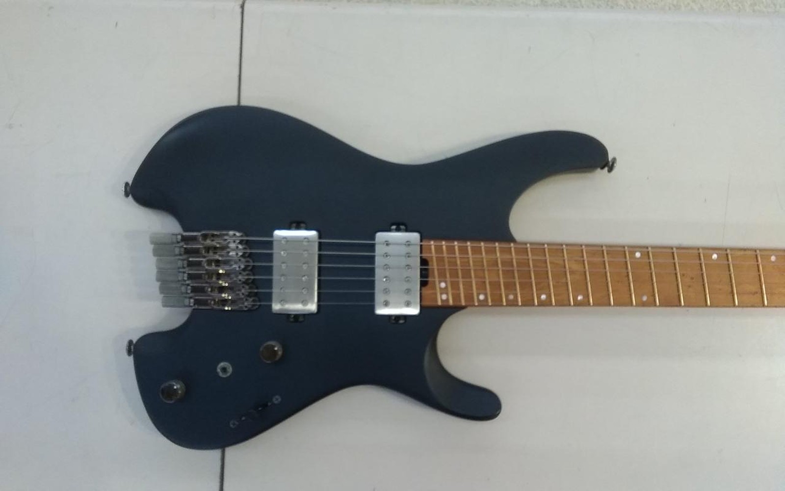 IBANEZ QX52-BKF Used Nato body Bubinga neck Maple fingerboard Black